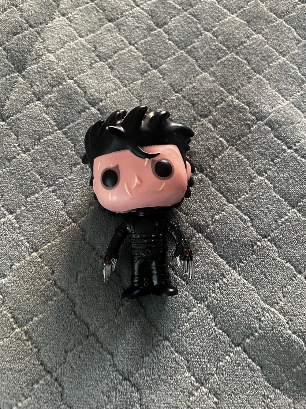 Funko Black & Pale Pink Edward Scissorhands Pop! Figure